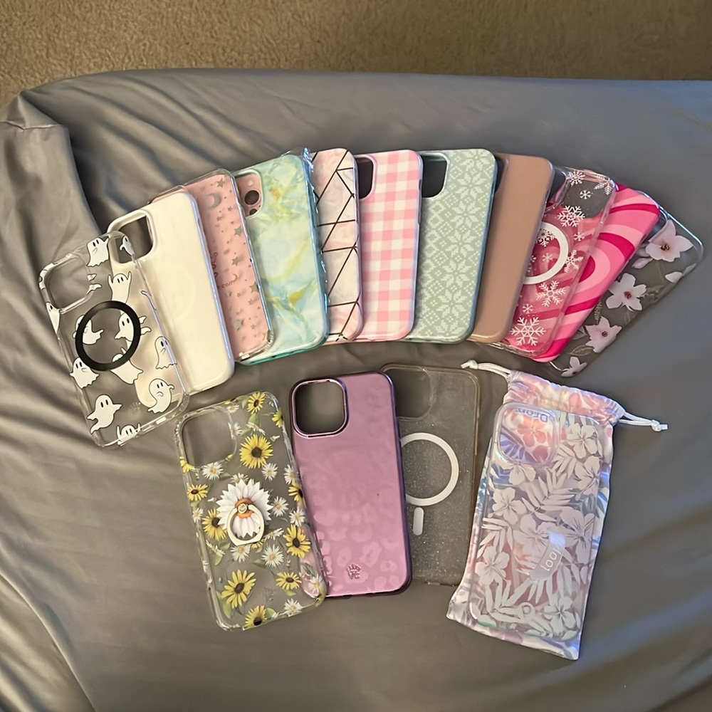 iPhone 13 Pro Max cell phone case bundle